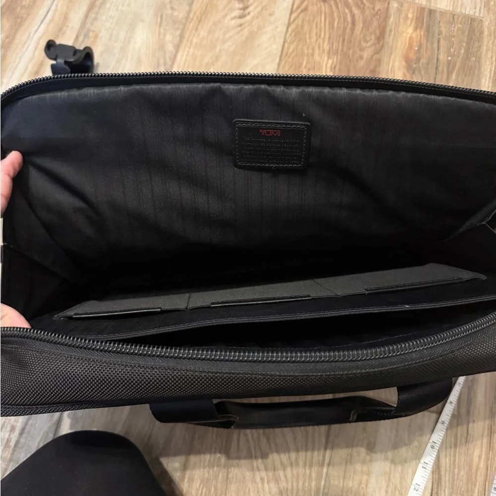 TUMI Large Alpha 26111DH Black Ballistic Nylon Laptop Organizer Briefcase